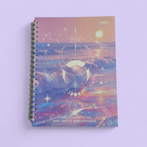 Libreta Ädeko de espiral con pasta dura. Diseño de amanecer cósmico con lunas y estrellas y la frase: "Cada amanecer es una nueva oportunidad."